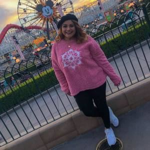 Meet your Posher, Jennifer